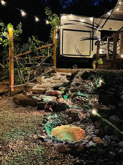 Secluded Rv With Private Hot Tub Apartment Rutherfordton ภายนอก รูปภาพ